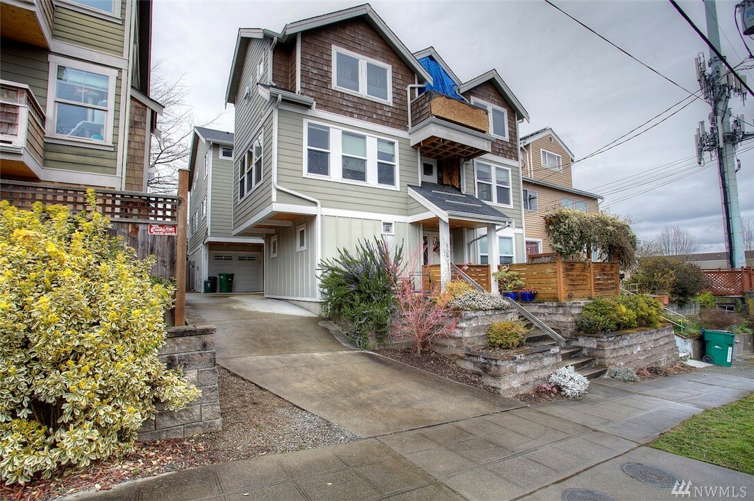 808 N 49th St  Seattle WA 98103 photo