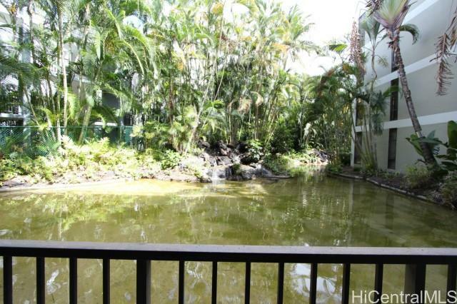 Property Photo:  