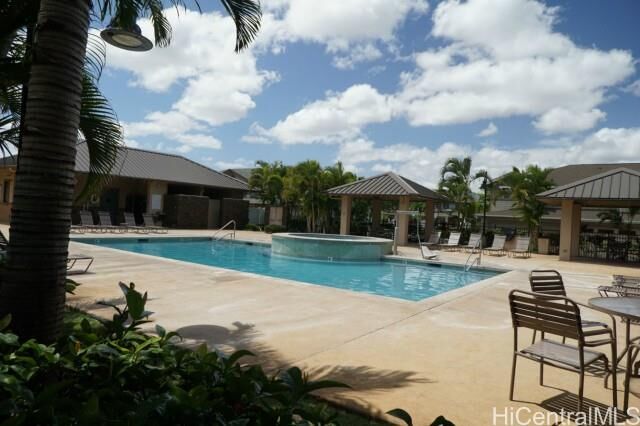 Property Photo:  91-2095 Kaioli Street 1804  HI 96706 