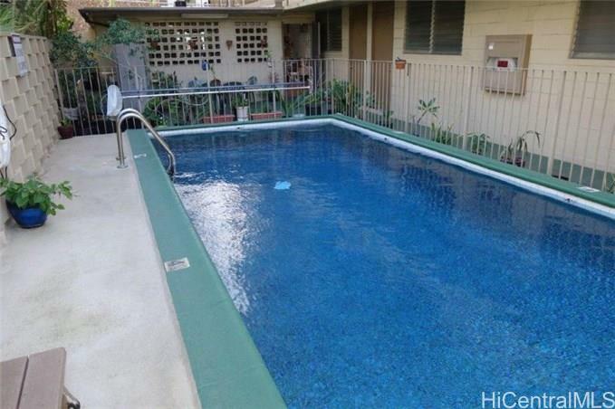 Property Photo:  236 Liliuokalani Avenue 903  HI 96815 