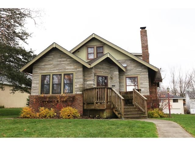 Property Photo: 2704 8th Avenue E MN 55109