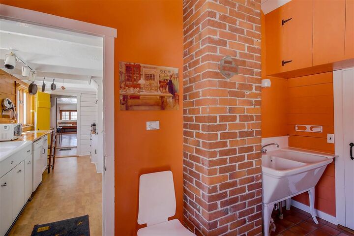 Property Photo:  8 Grew Drive  NH 03449 