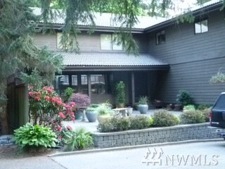 Property Photo: 18249 35th Ave NE WA 98155