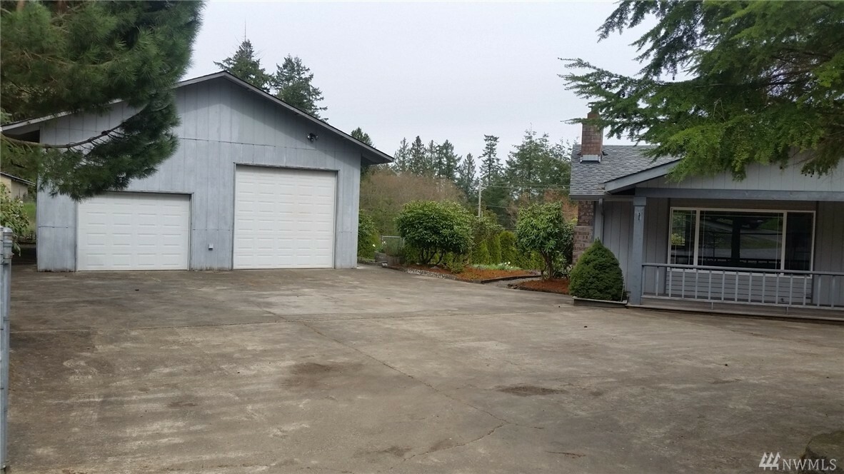 Property Photo:  3523 57th Ave NW  WA 98335 