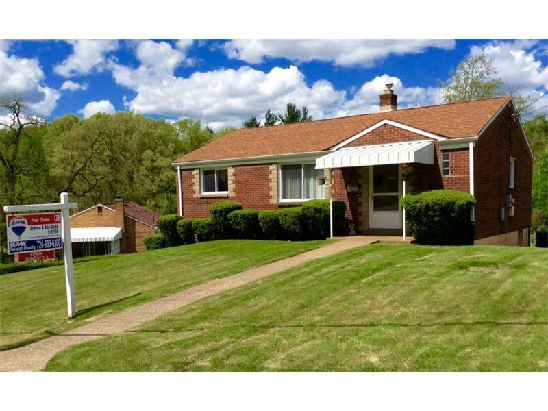 Property Photo:  401 Pearce Road  PA 15234 