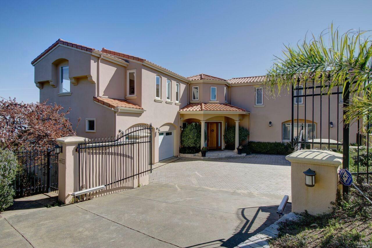 Property Photo:  4653 Paradise Drive  CA 94920 