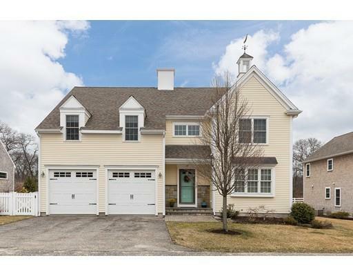 Property Photo: 10 Weathervane Ct MA 02043