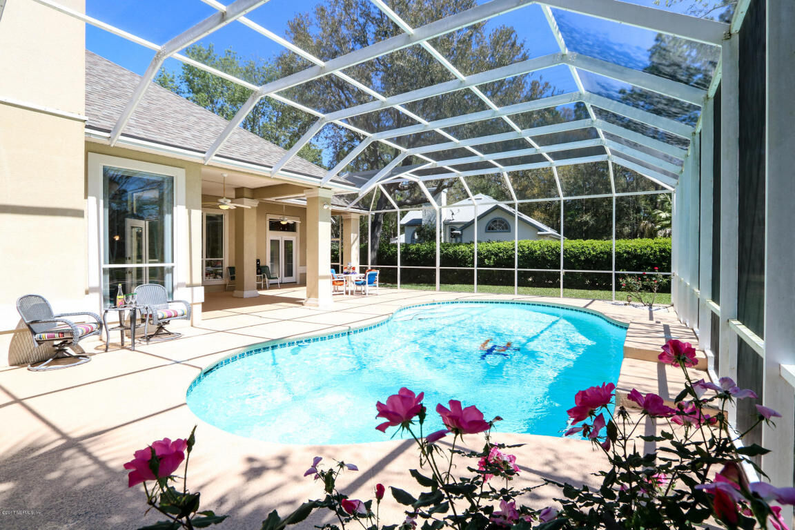 Property Photo: 1823 Shoal Creek Circle FL 32043