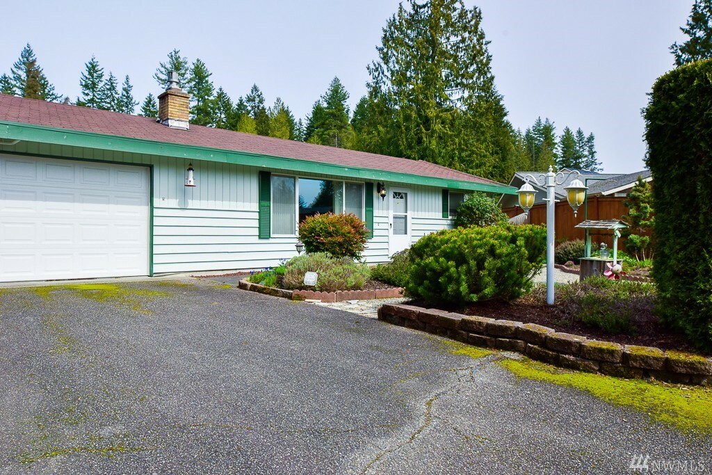 Property Photo:  3828 NE Pinecone Ct  WA 98310 