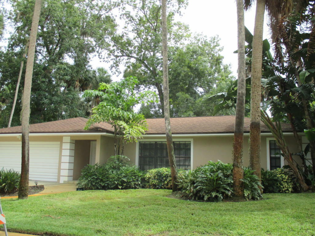 Property Photo:  1985 King Richard Drive  FL 32796 