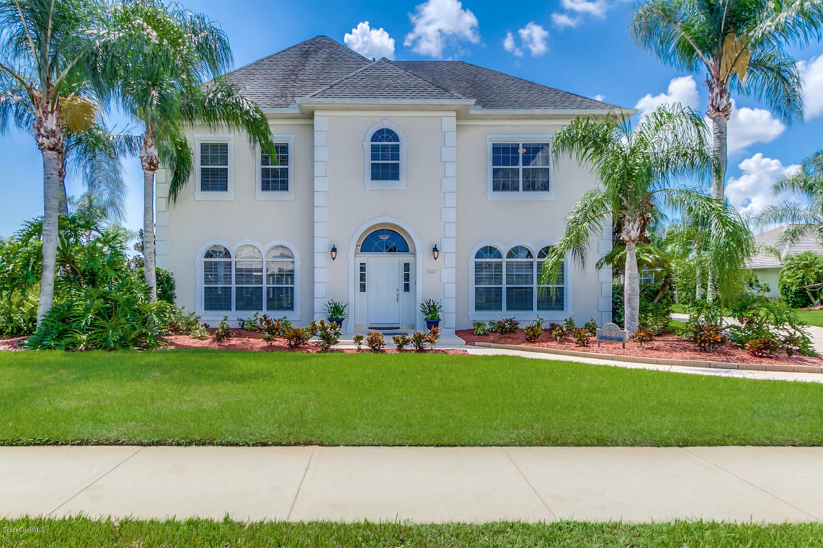 Property Photo:  1007 Monticello Court  FL 32940 