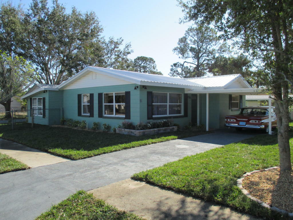 Property Photo:  21 Lagrange Avenue  FL 32796 