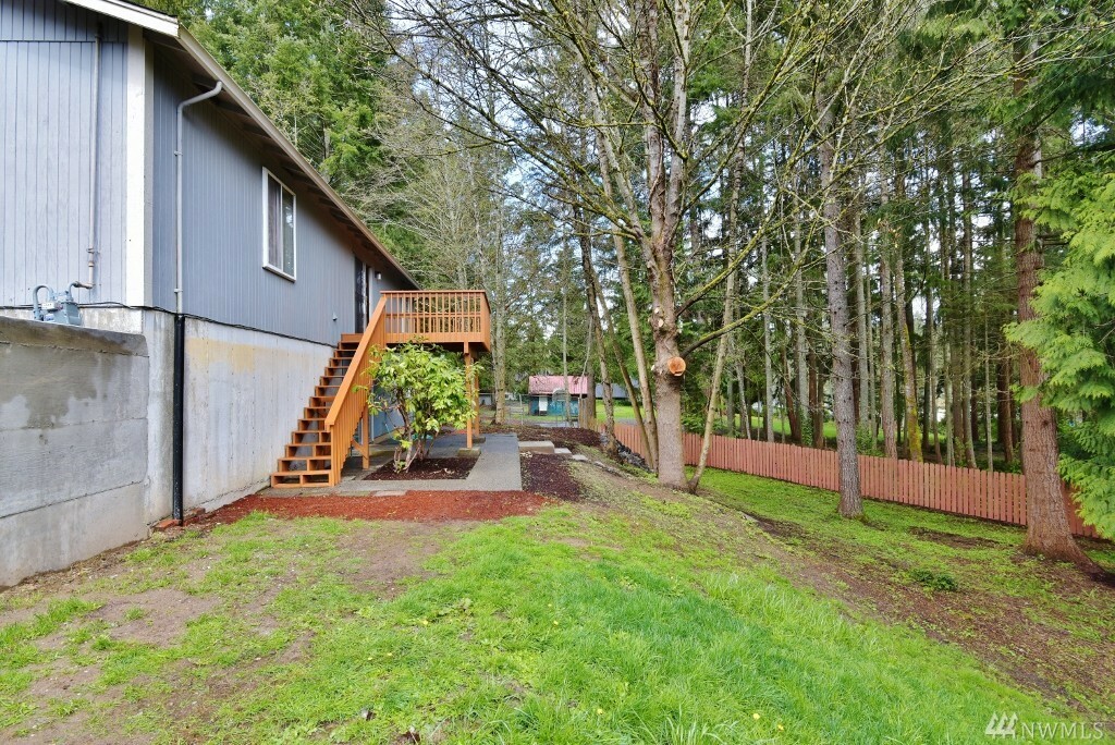 Property Photo:  8068 Blue Oak Pkwy NE  WA 98311 