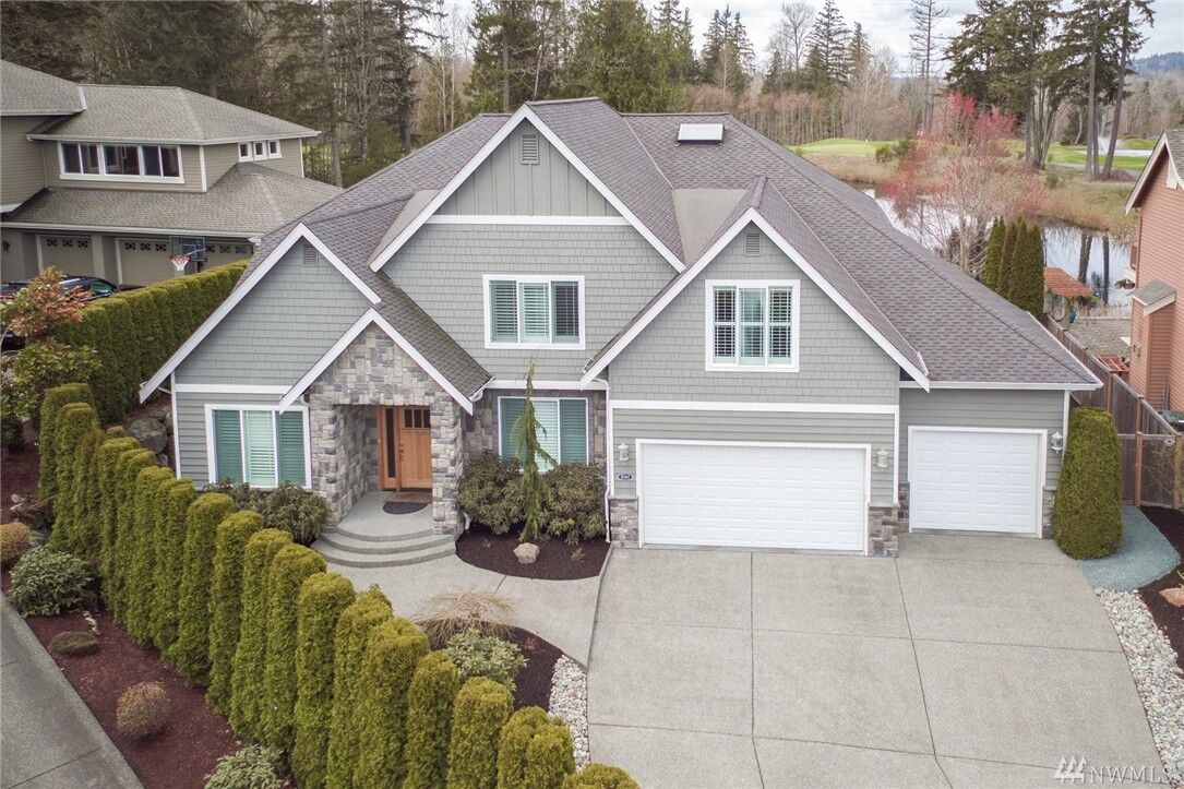 Property Photo:  25807 NE 1st Place  WA 98074 