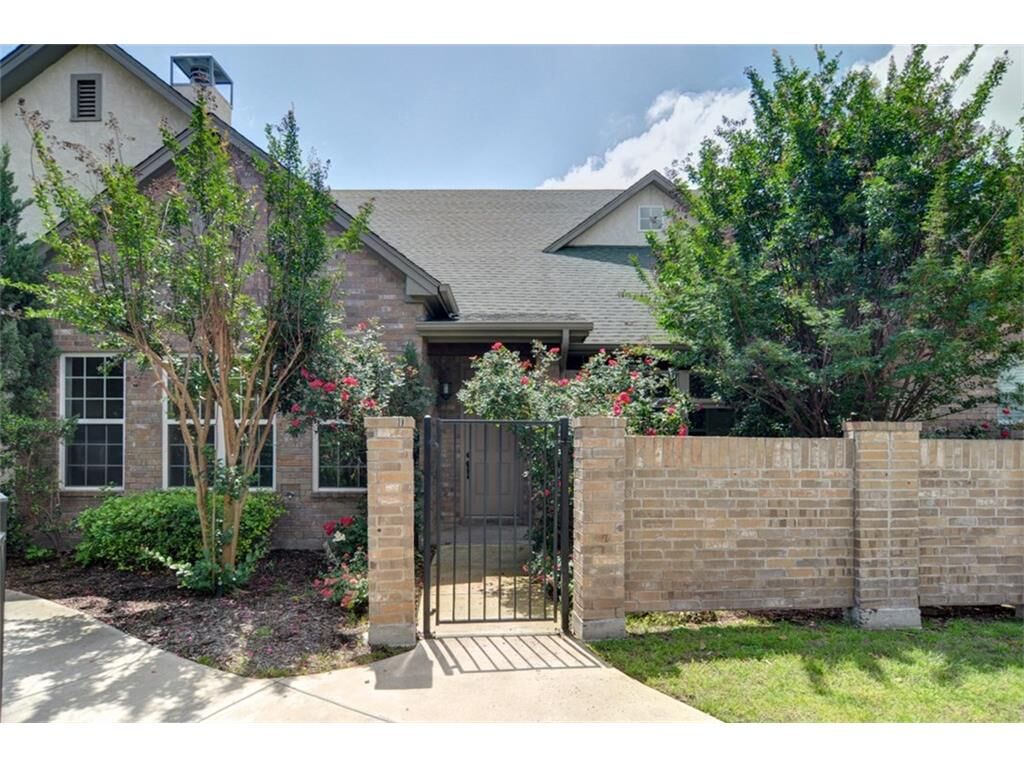 Property Photo:  6604 Shady Glen Way  TX 76132 