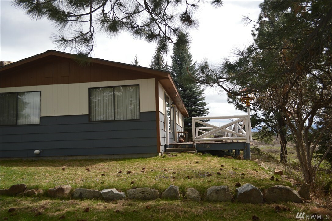 Property Photo:  144 Eastside Chewuch Rd C  WA 98862 