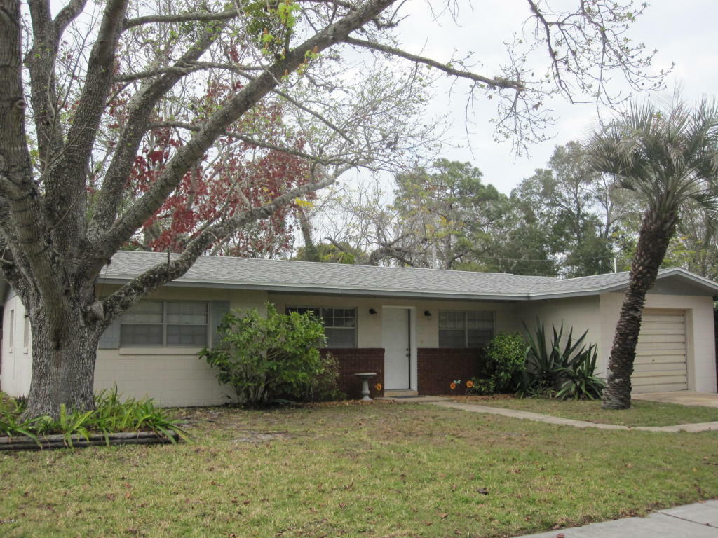 Property Photo:  2840 Starlight Drive  FL 32796 