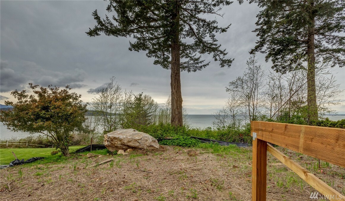 Property Photo: 2853 Leeward Wy WA 98226