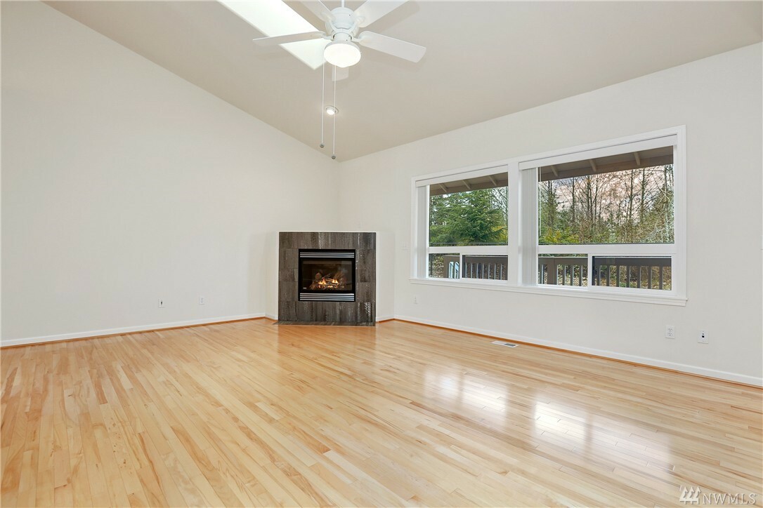 Property Photo:  23722 137th Dr SE  WA 98296 