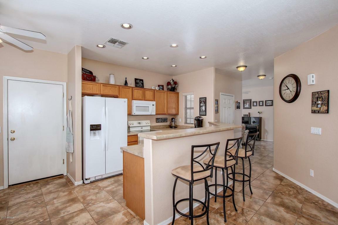 Property Photo: 4905 S Mosley Drive AZ 85249