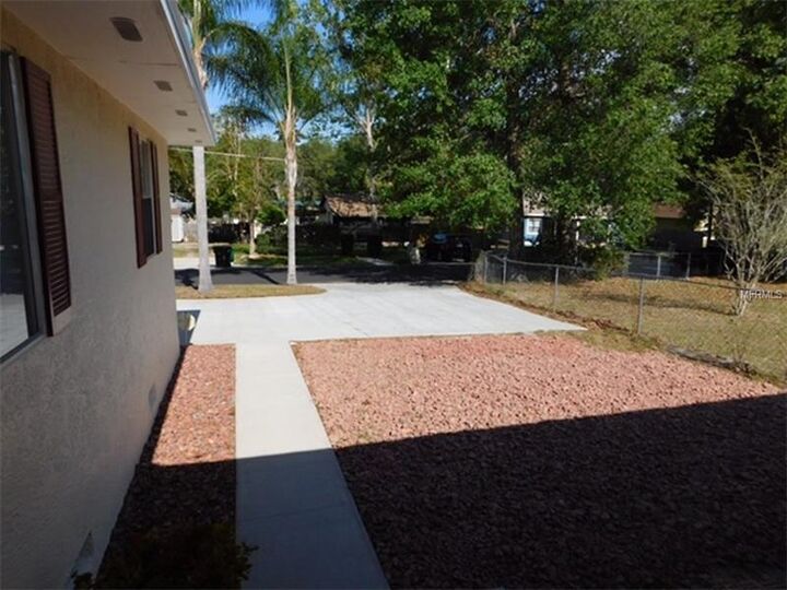 Property Photo: 3712 Summer Haven Lane FL 32703
