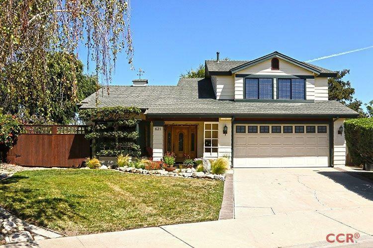 Property Photo:  621 Maple Court  CA 93454 