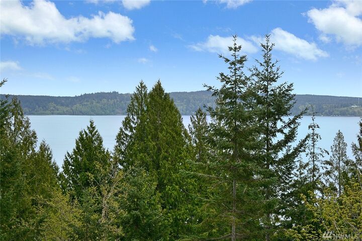 Property Photo: 283 Lee Way WA 98320