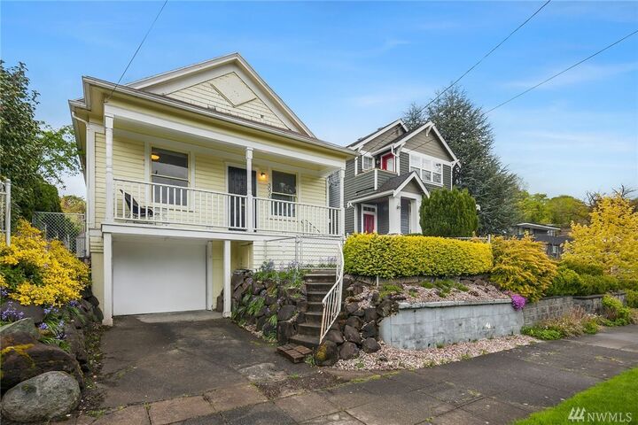 3020 E Republican St  Seattle WA 98112 photo