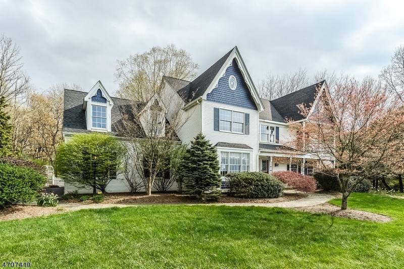 Property Photo:  18 Indian Creek Rd  NJ 08867 