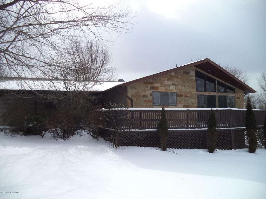 Property Photo:  55 Patricia Circle  PA 18444 