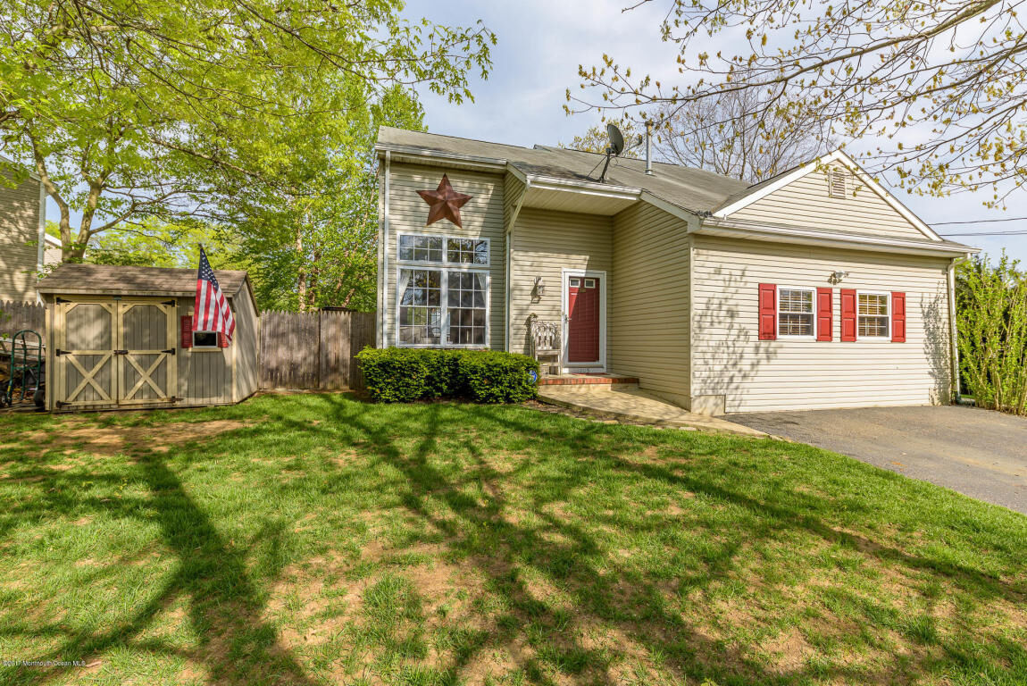 Property Photo: 105 Quadrant Road NJ 08050