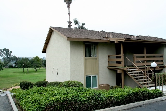 Property Photo:  1906 Fairway Circle Dr  CA 92078 