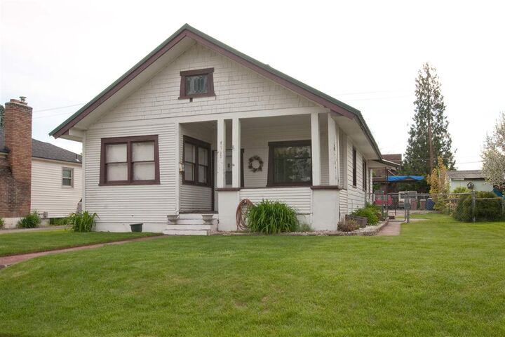 4908 N Lincoln St  Spokane WA 99205 photo