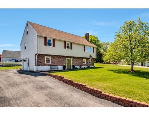 Property Photo: 20 Sylvanus Wood Ln MA 01801