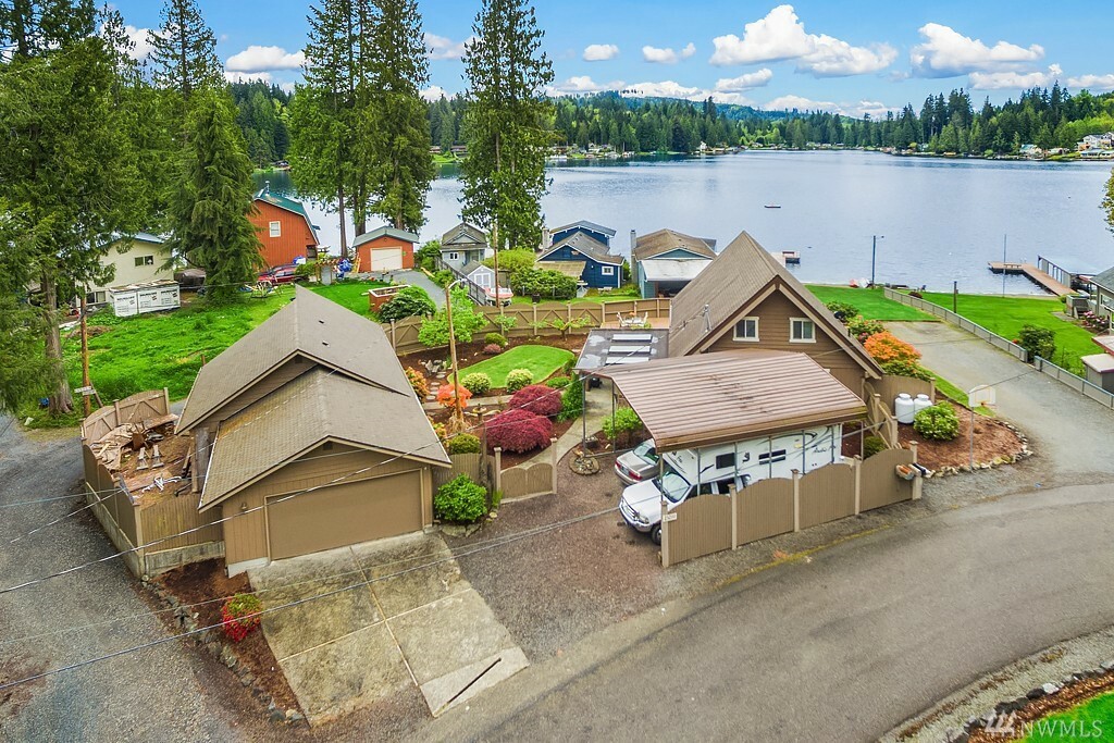 Property Photo:  23208 Gemmer Rd  WA 98290 