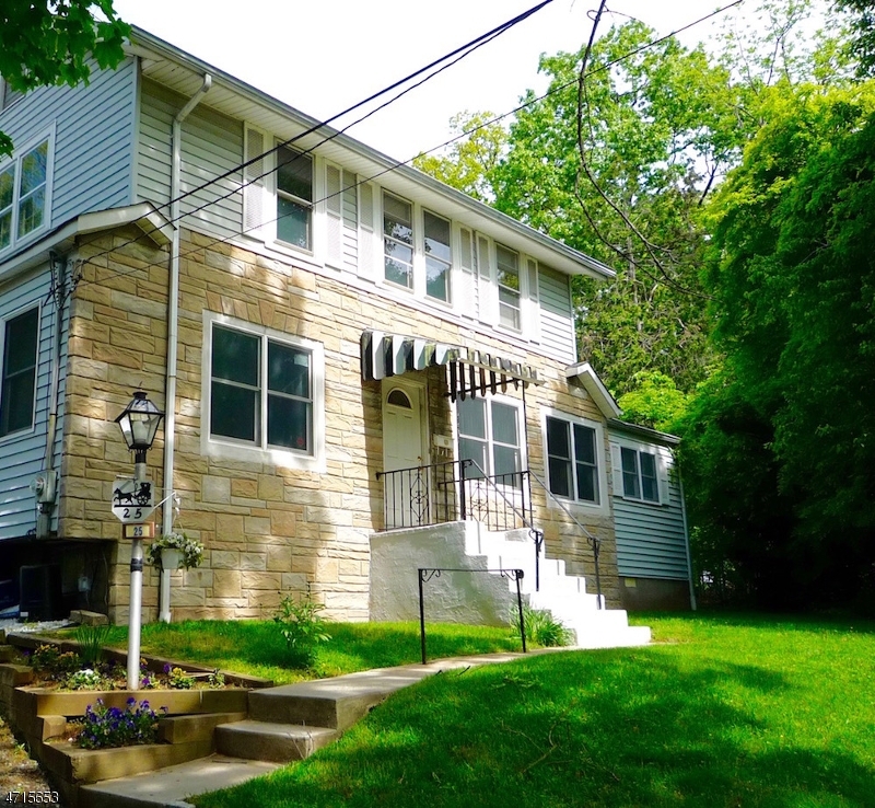 Property Photo:  25 Durant Pl  NJ 07110 