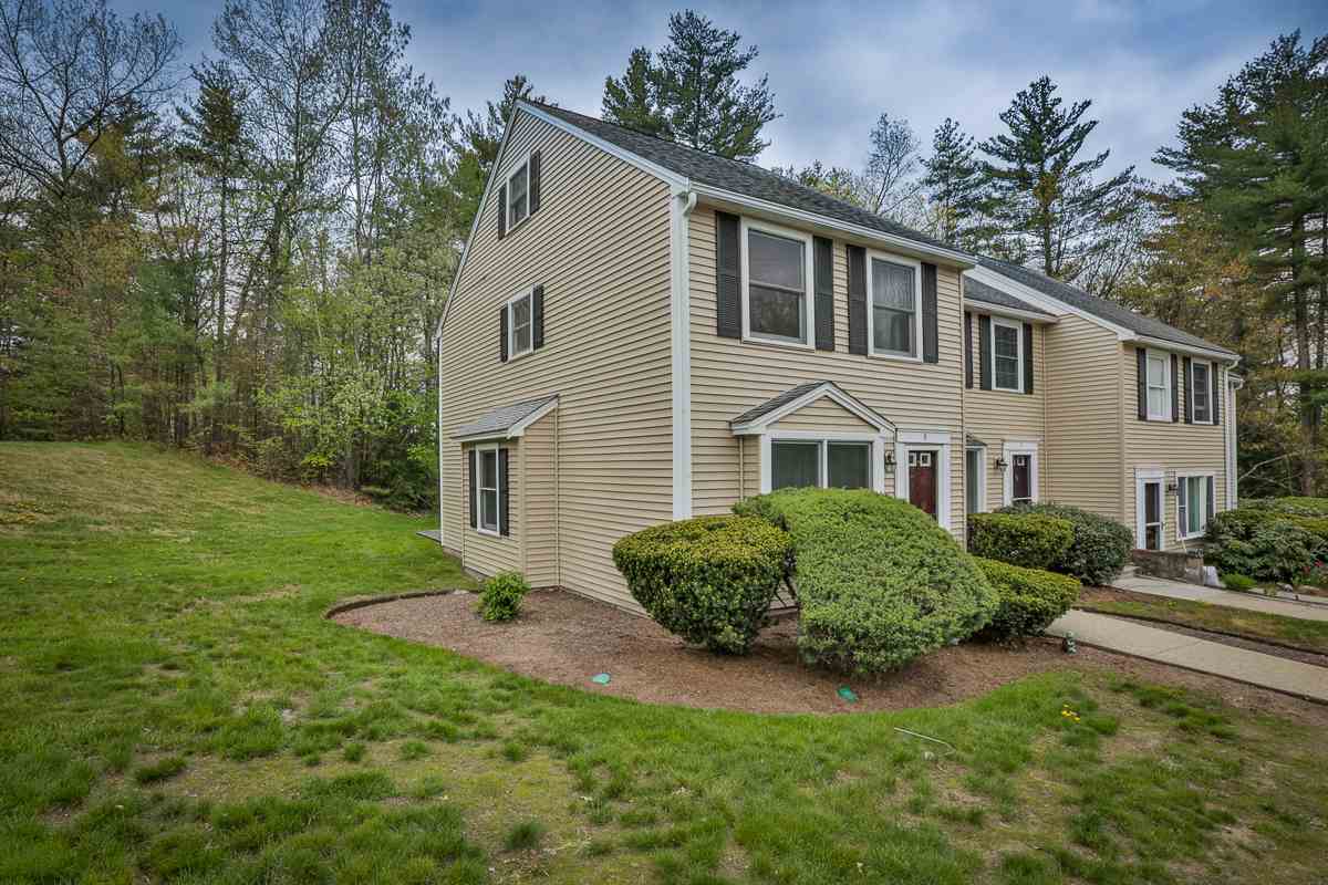 Property Photo:  9 Franconia Drive  NH 03054 