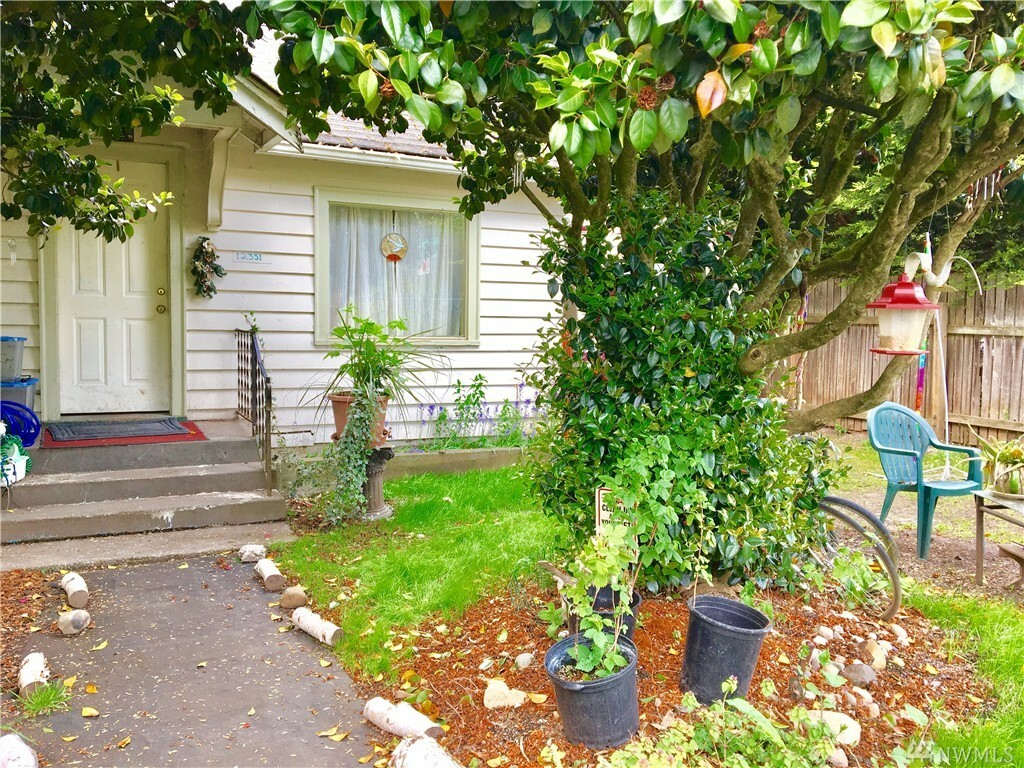 Property Photo:  12351 40th Ave NE  WA 98125 