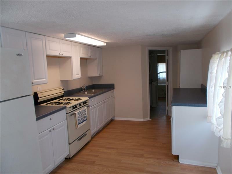 Property Photo:  6509 Kansas Street  FL 34207 