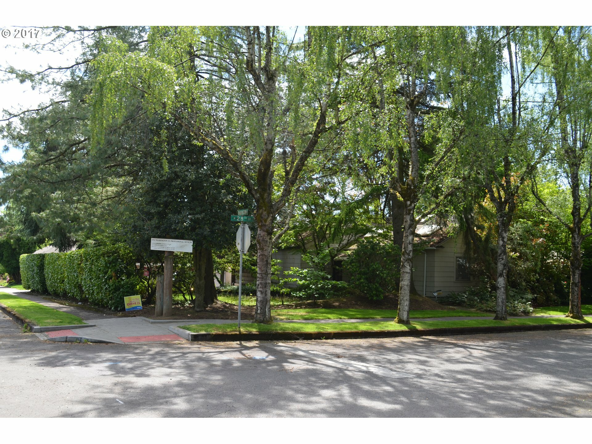 Property Photo:  2712 Washington St  WA 98660 