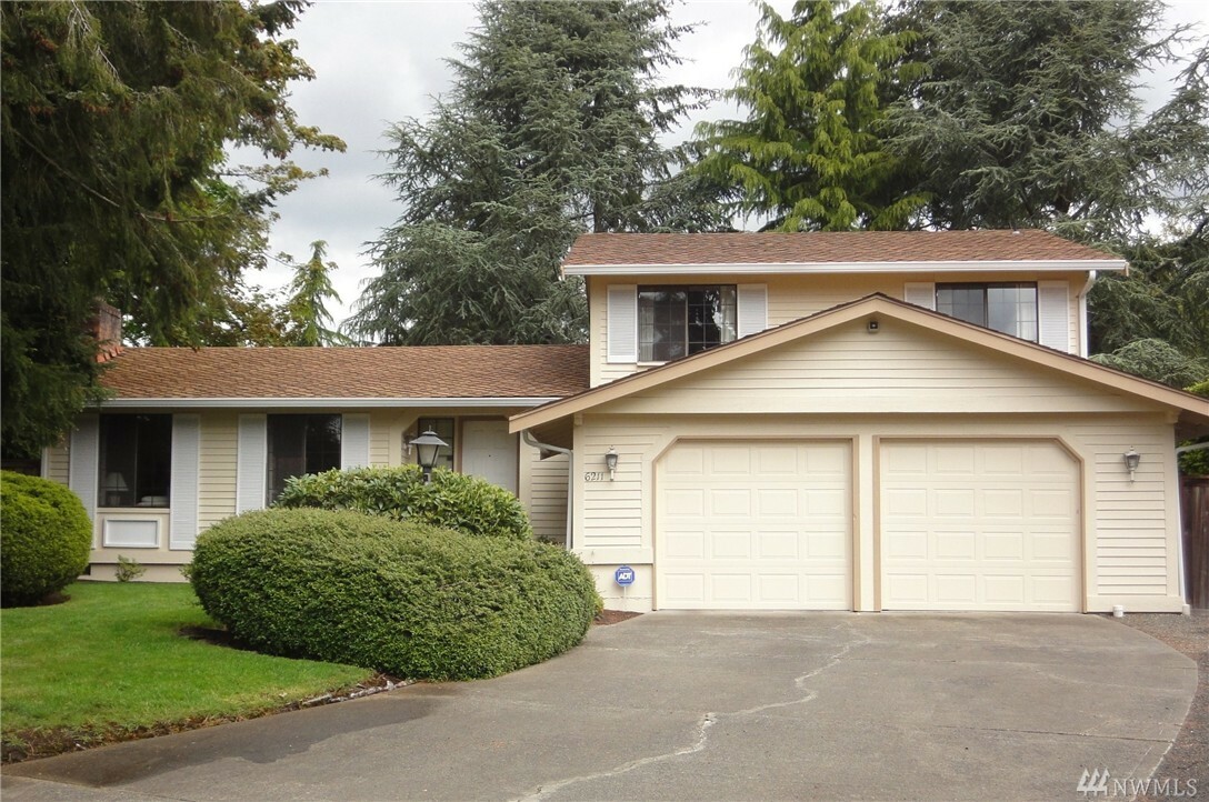 Property Photo:  6211 50th St Ct W  WA 98467 