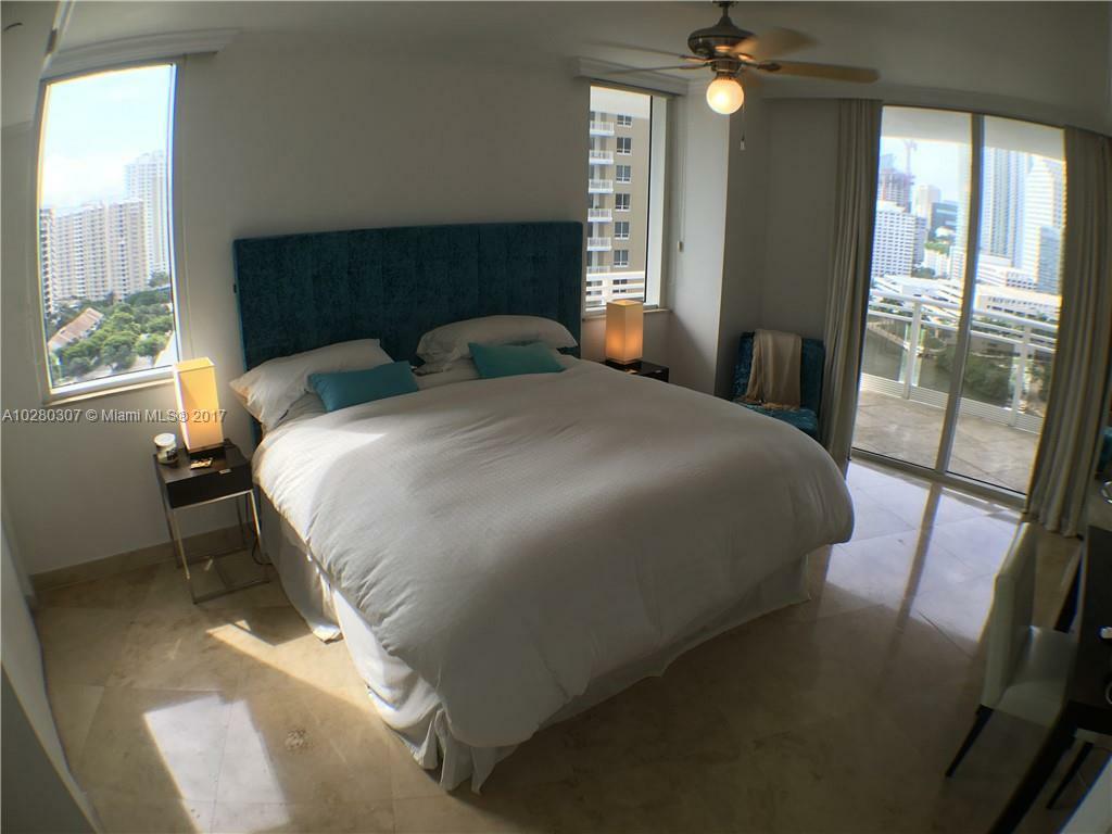 Property Photo:  901 Brickell Key Blvd 1709  FL 33131 