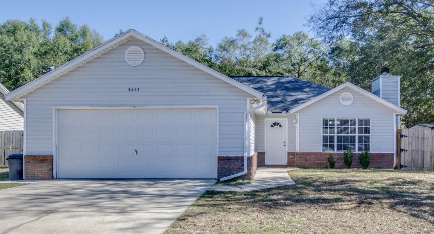 Property Photo:  4853 Kensington Lane  FL 32539 