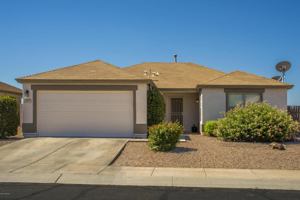 Property Photo:  2647 W Calle Senor Roberto  AZ 85741 