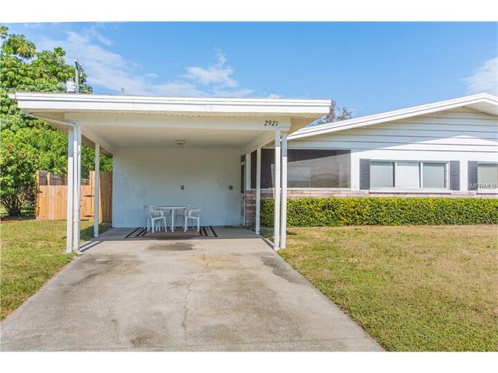 Property Photo:  2921 Bentley Street  FL 34239 