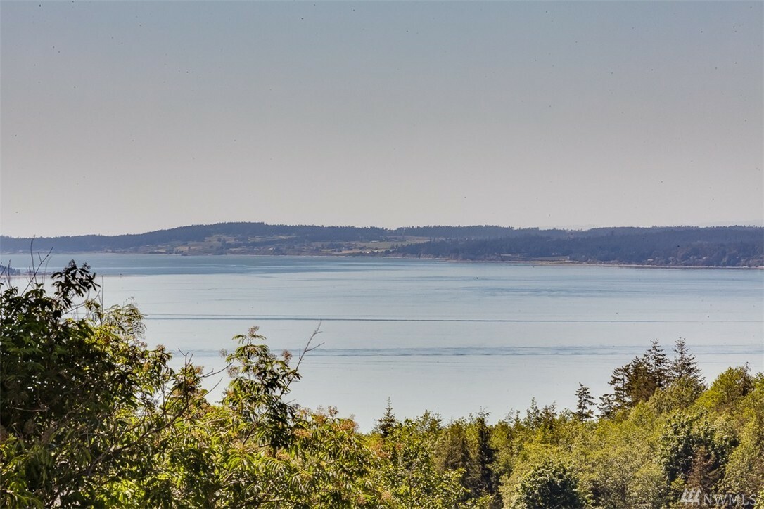 Property Photo: 637 Pathfinder WA 98282