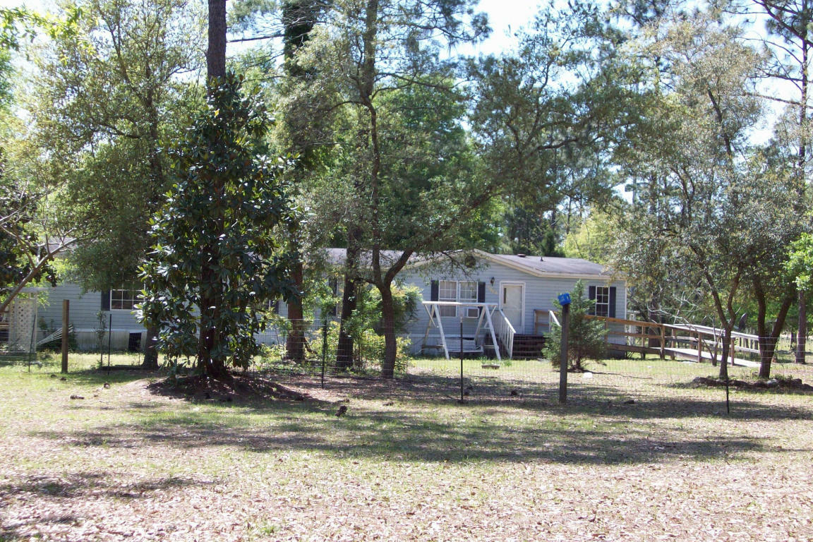 Property Photo:  5564 Kervin Road  FL 32539 