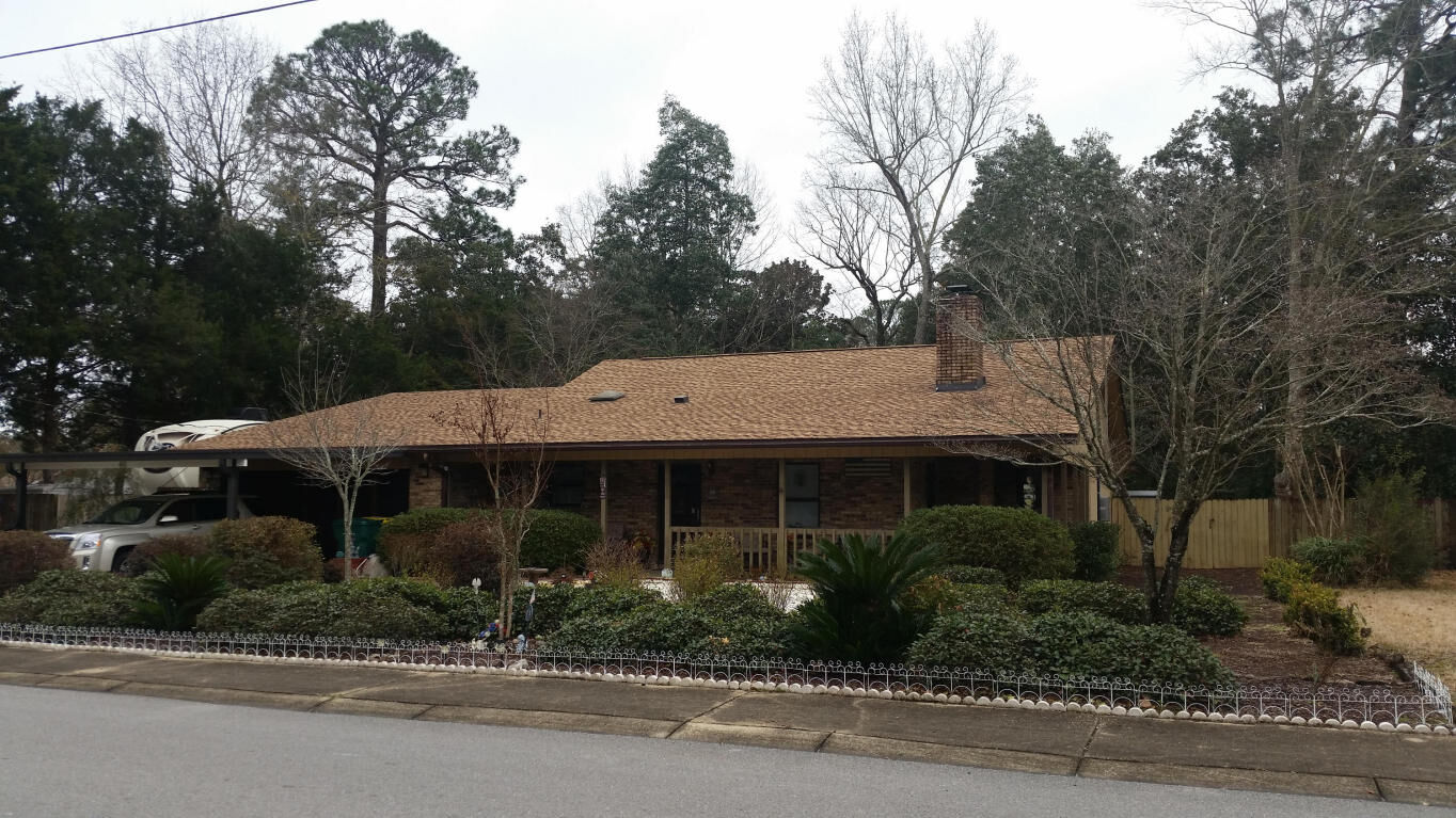 Property Photo:  401 20th Street  FL 32578