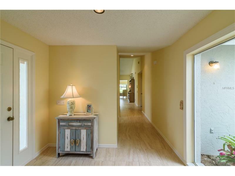 Property Photo:  5582 Country Club Way  FL 34243 