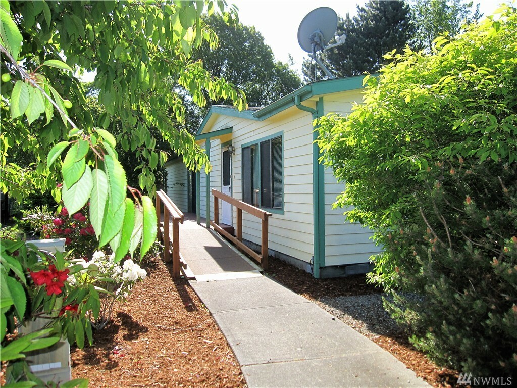 Property Photo:  2024 Queen Anne Place  WA 98368 